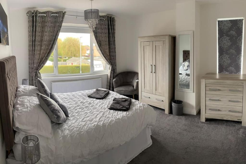 Modern 4 Bedroom House In Weymouth Sunny Corner Exteriér fotografie