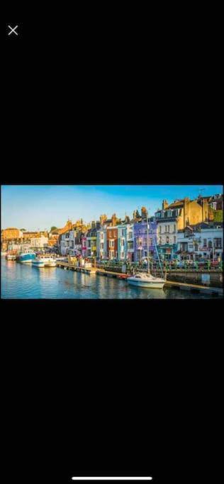 Modern 4 Bedroom House In Weymouth Sunny Corner Exteriér fotografie